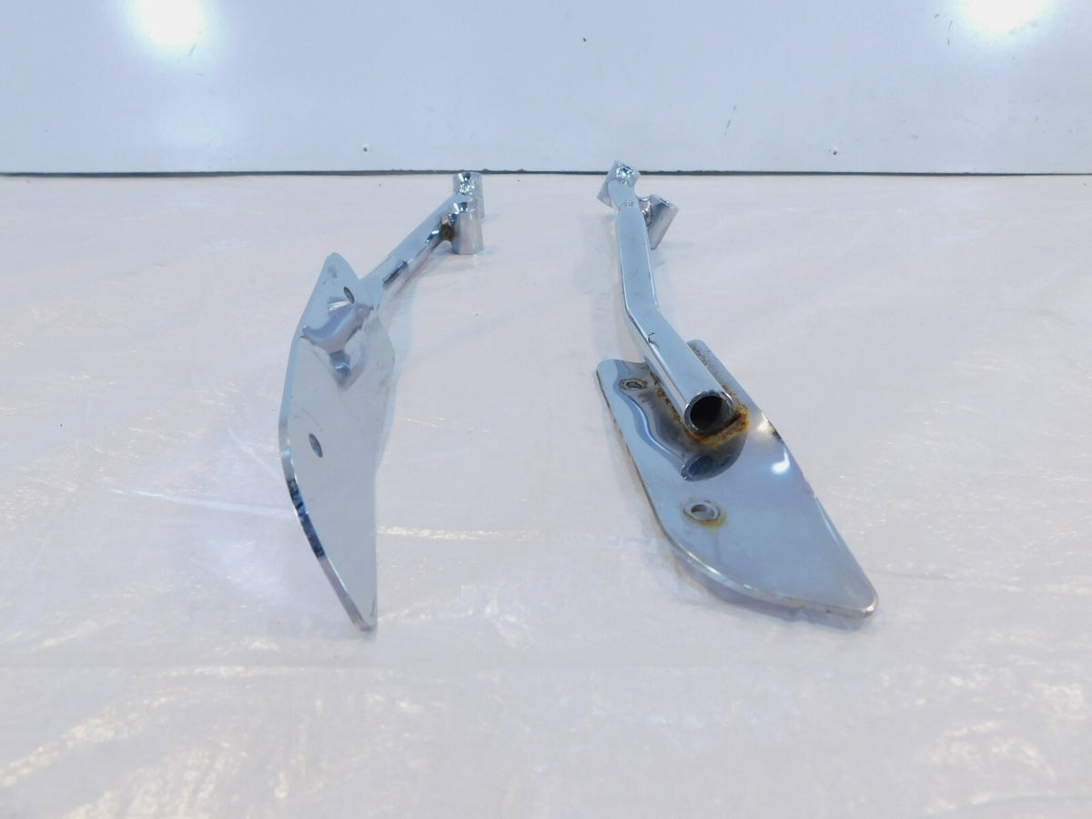 2003 03 Victory V92 Classic Cruiser Lower Windshield Windscreen Deflector Arms - C3 Cycle