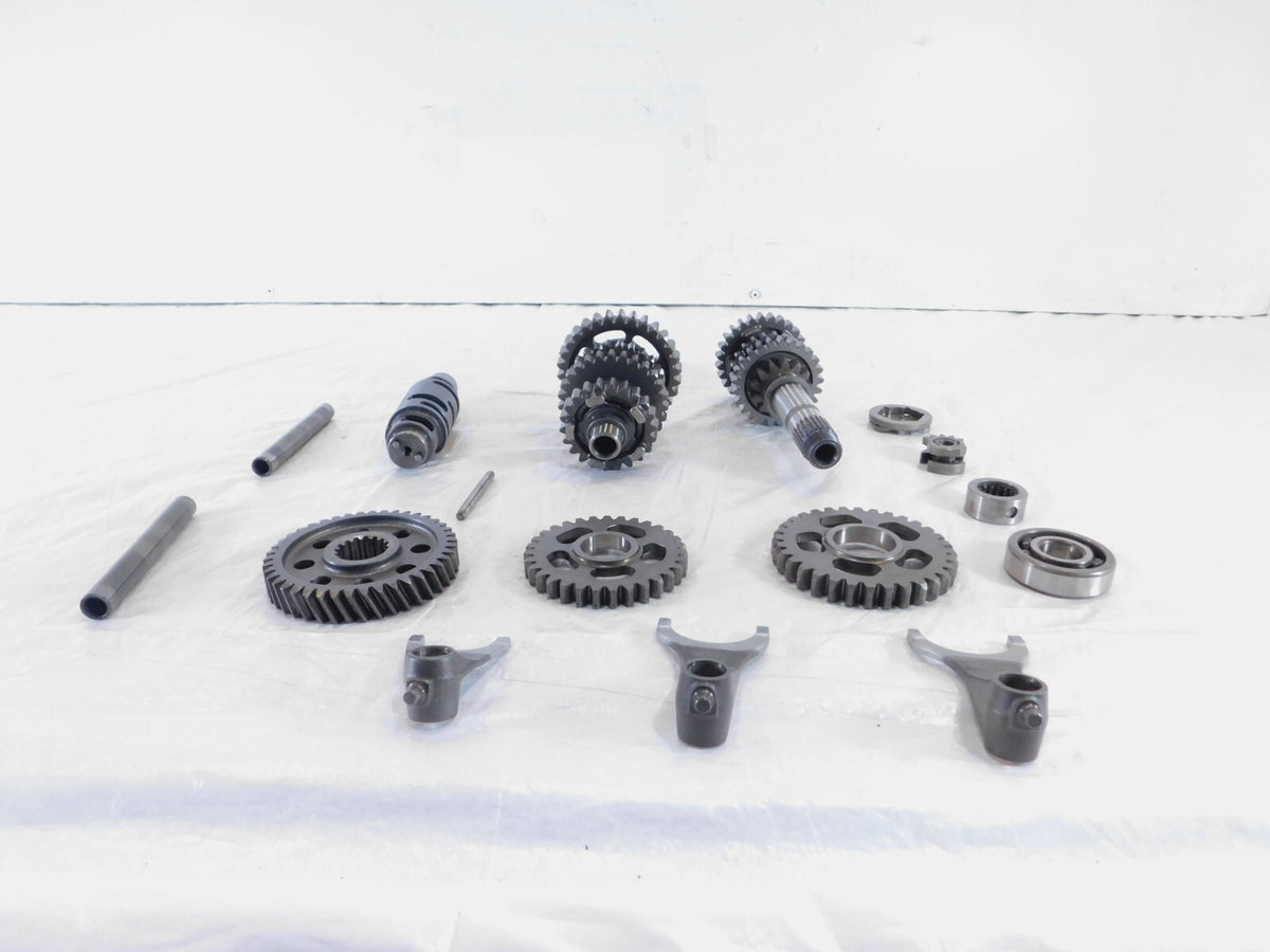 01-23 Suzuki Volusia Boulevard C50 M50 VL800 VZ800 Transmission Gears Drum Forks
