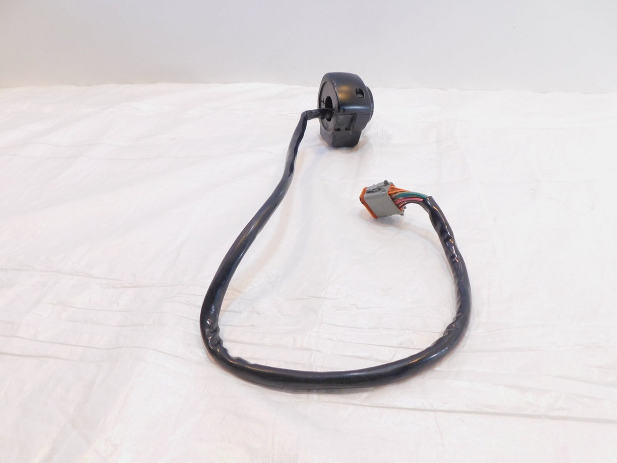Harley Davidson Electra Glide Ultra Left Handlebar Speaker Volume & CB Switches - C3 Cycle