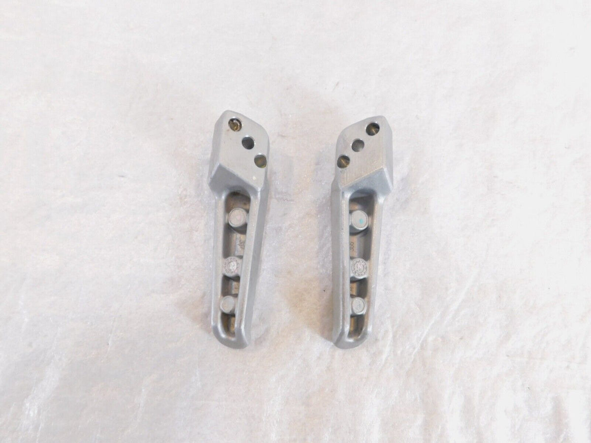 Kawasaki Ninja 400 EX400 ABS Z400 Z900 Passenger Left/Right Footpeg Footrests