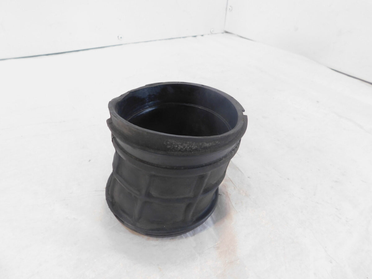 Honda VT1100 VT1100C Shadow 1100 ACE Sabre Air Intake Carb Carburetor Tube Pipe