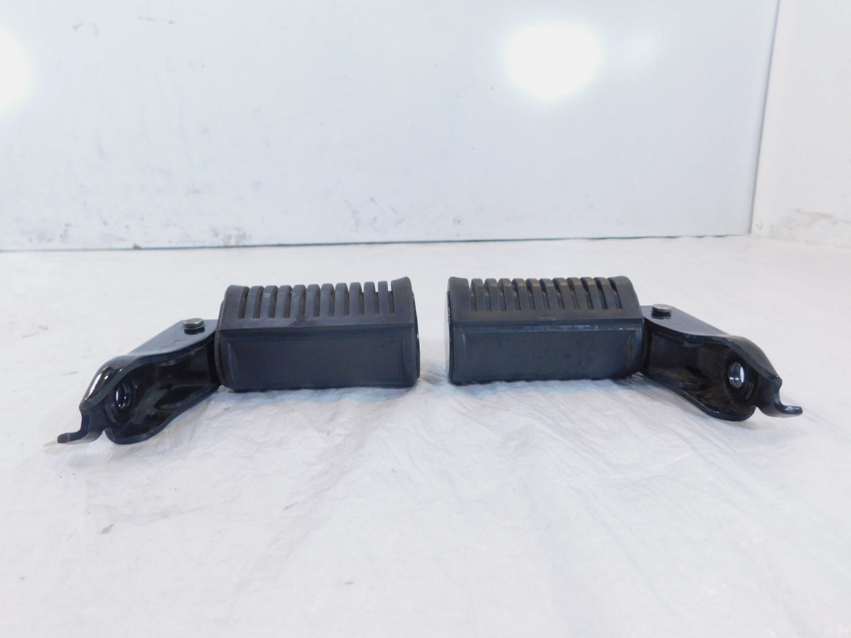 Honda CB650 CB750 & CMX250 CMX250C Rebel 250 Rear Left/Right Foot Peg Footrests - C3 Cycle