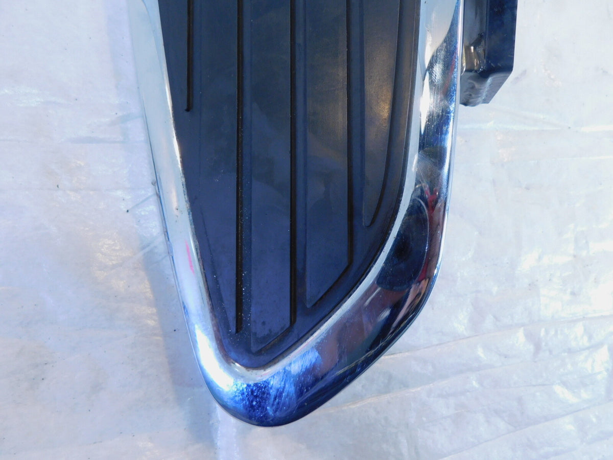 Kawasaki Vulcan 800 VN800 Classic Cobra Front Right Main Rider Floorboard - C3 Cycle