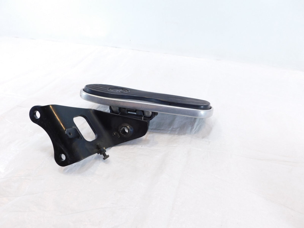 2001-2010 Yamaha VStar 650 XVS650 Classic Front Right Foot Rest Board Footoard - C3 Cycle