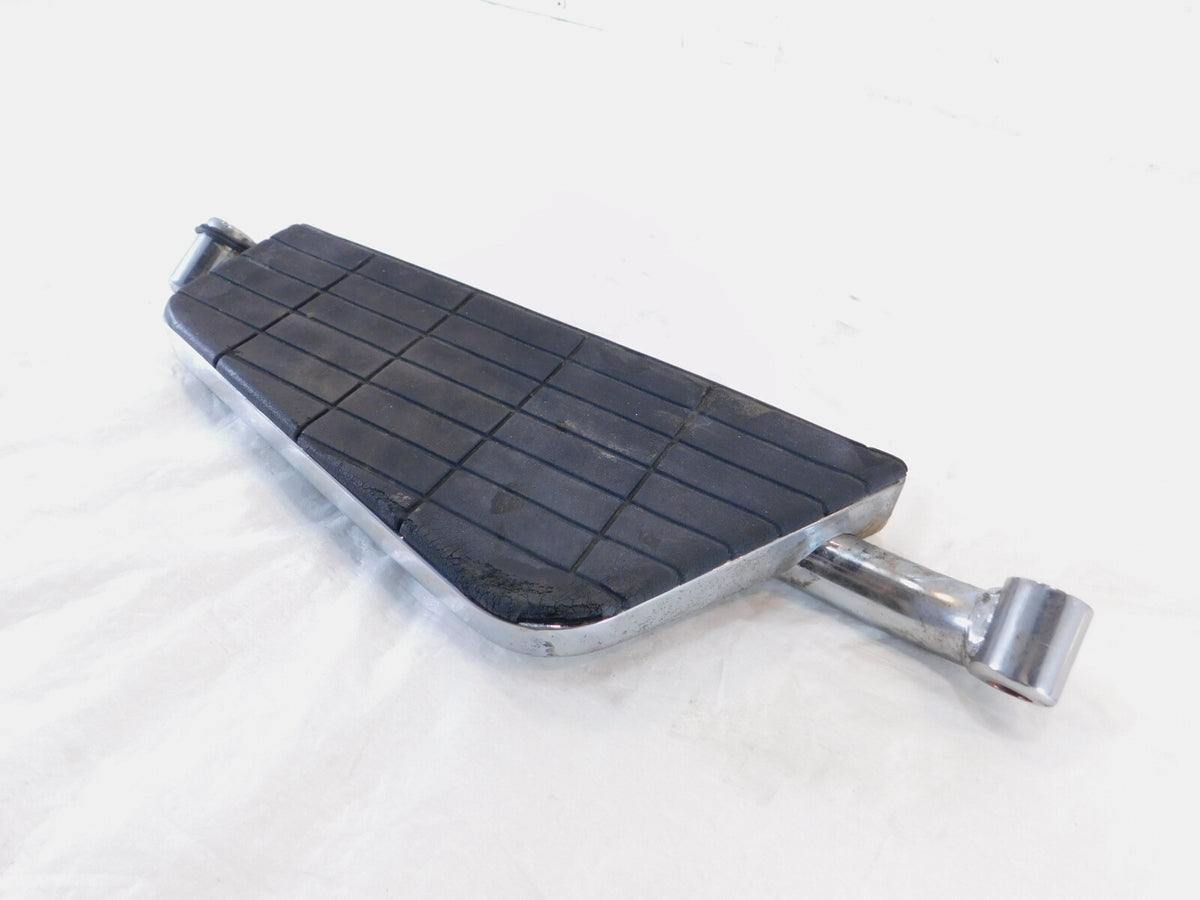 1988 88 Honda Goldwing 1500 GL1500 Front Right Side Driver Floorboard Footrest - C3 Cycle