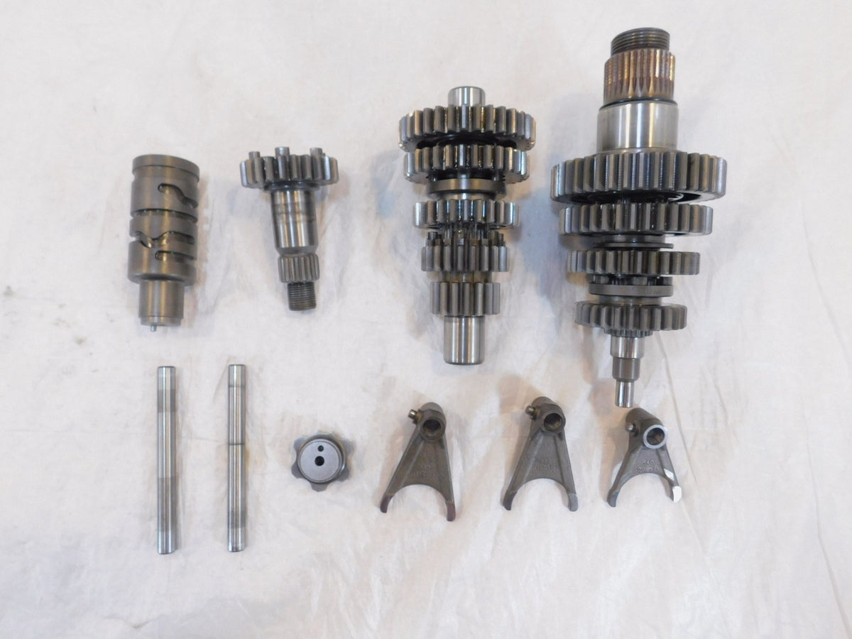 2001 01 Victory V92 Deluxe Sport & Standard Cruiser Transmission Gears & Shifter - C3 Cycle