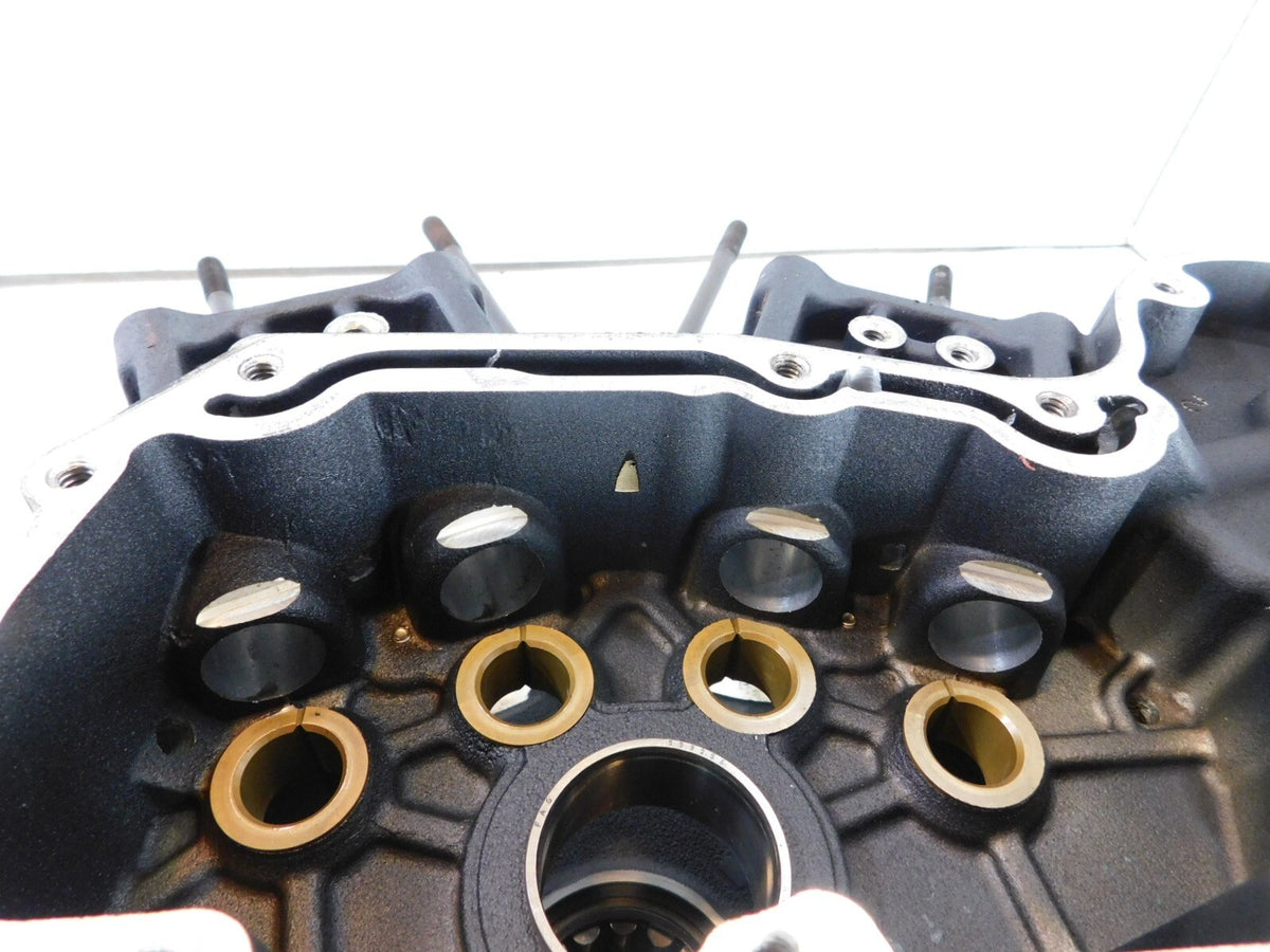 Black 04-05 Harley Davidson Sportster XL 883 & 1200 Engine Crankcase Crank Cases