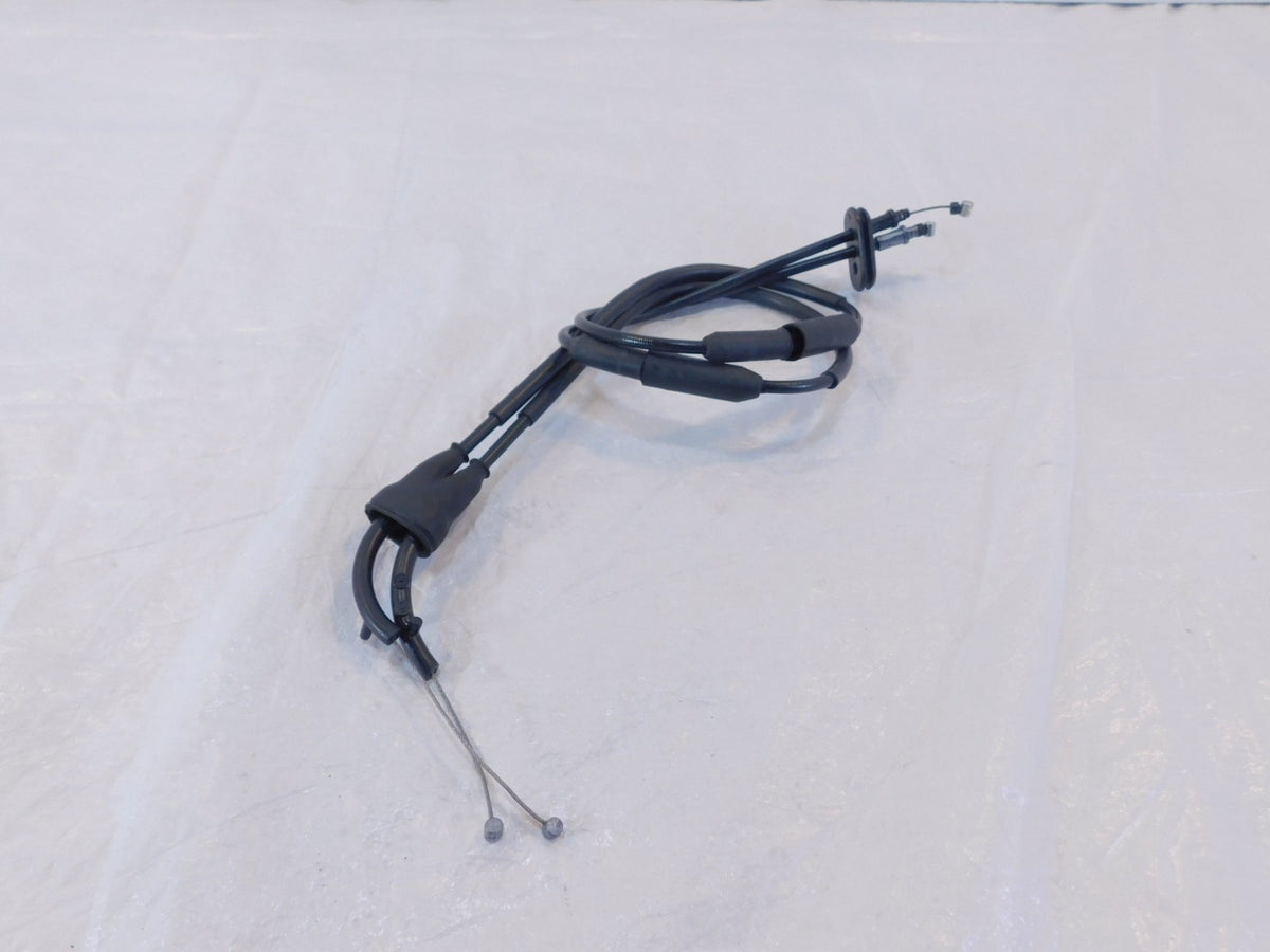 Pair Ducati Superbike 749 749S & 999 999R Front Right Handlebar Throttle Cables - C3 Cycle