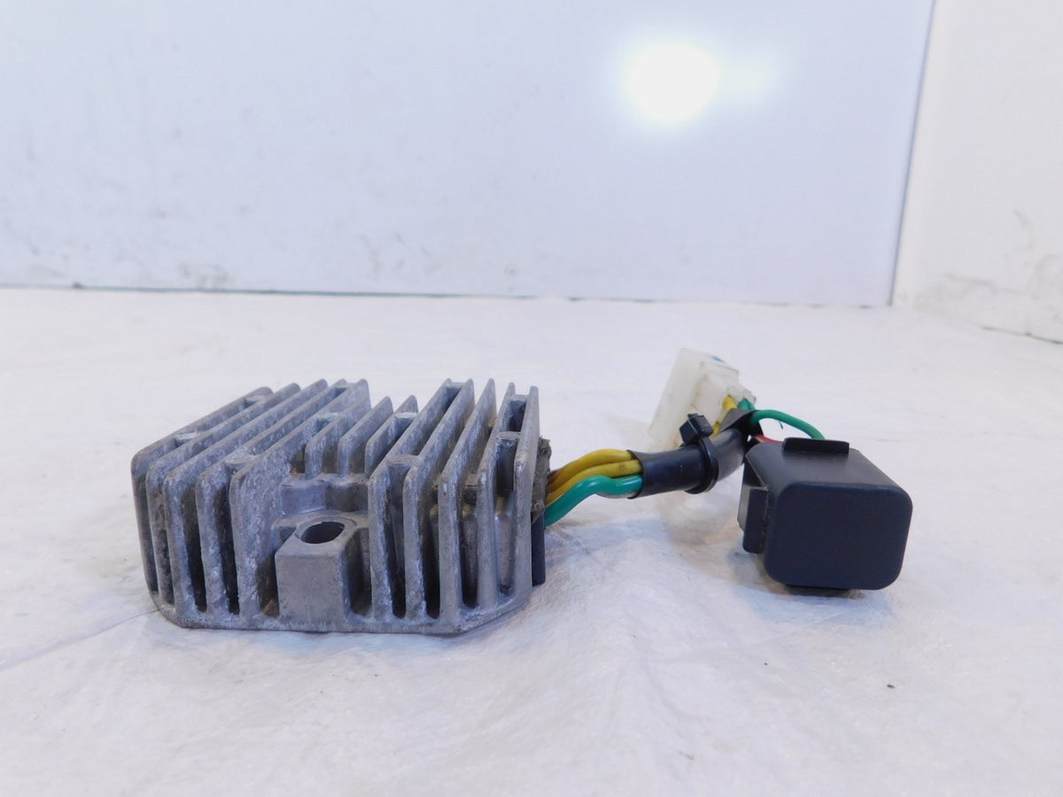 Piaggio Vespa Primavera Sprint 50 125 150 Electrical Spacer Cable Guide - C3 Cycle