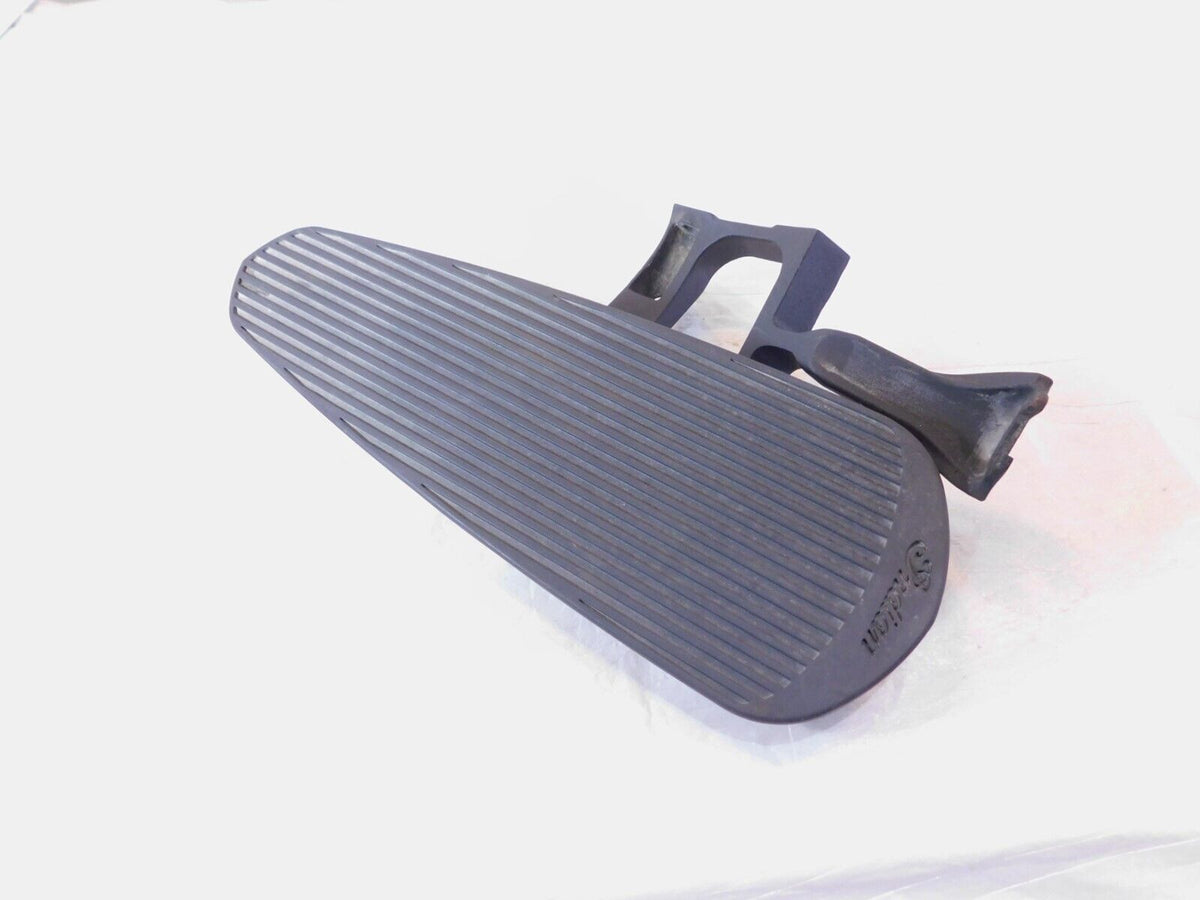 Indian Chief Chieftain & Roadmaster Right Floorboard Footboard & Support Bracket - C3 Cycle