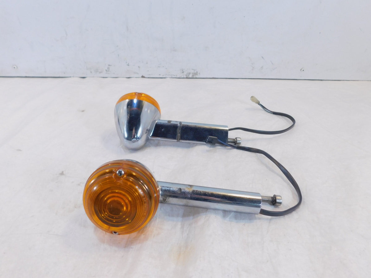 Victory Deluxe & Standard V92 Cruiser Front Left & Right Turn Signal Indicators - C3 Cycle