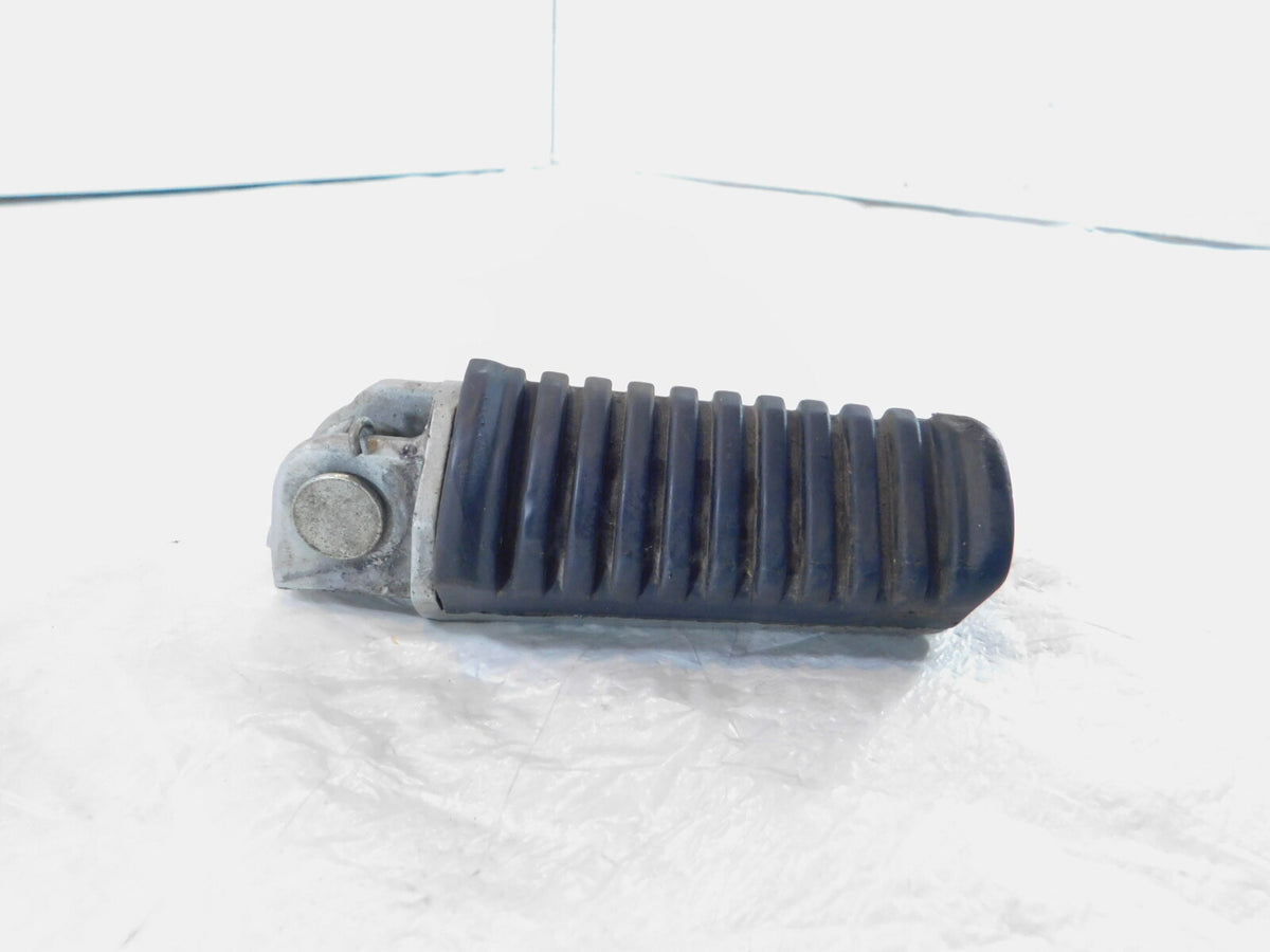 Kawasaki Ninja 1000R ZX1000 & 900 ZX900 Rear Left Passenger Footrest Footpeg Peg