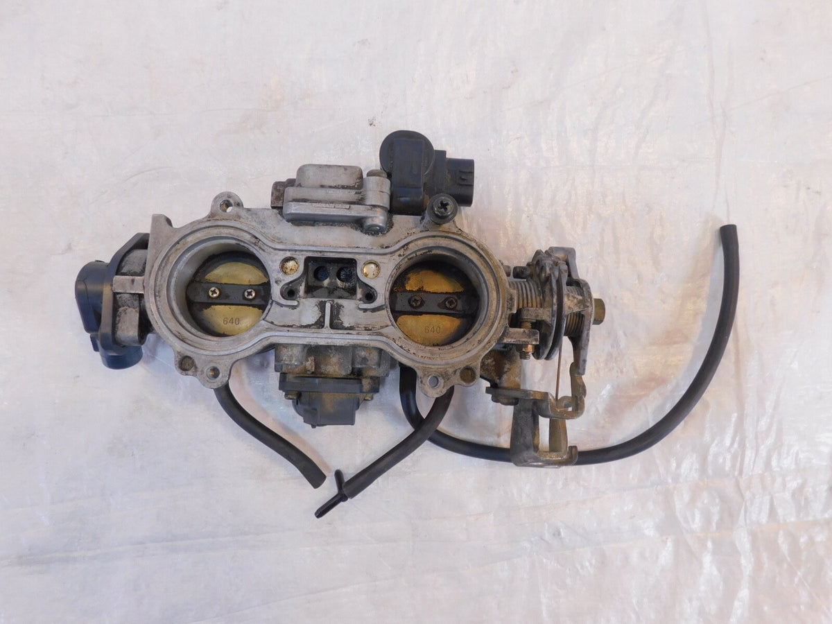 2001-2005 Honda Goldwing GL1800 GL1800A Engine Air Intake Throttle Body Bodies - C3 Cycle
