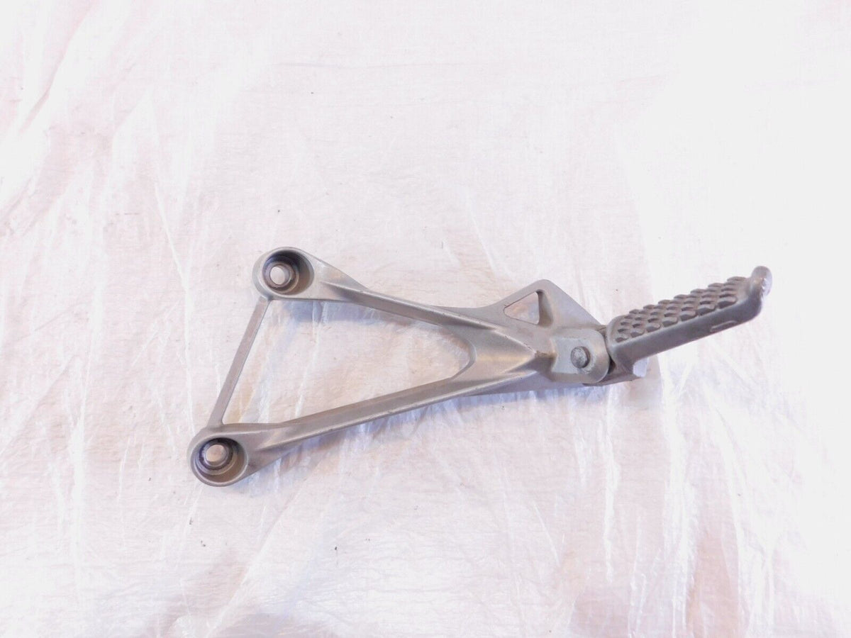 2005-2006 Kawasaki Ninja ZX6R ZX636 ZX6RR ZX600 Left Rear Foot Peg Bracket Mount - C3 Cycle
