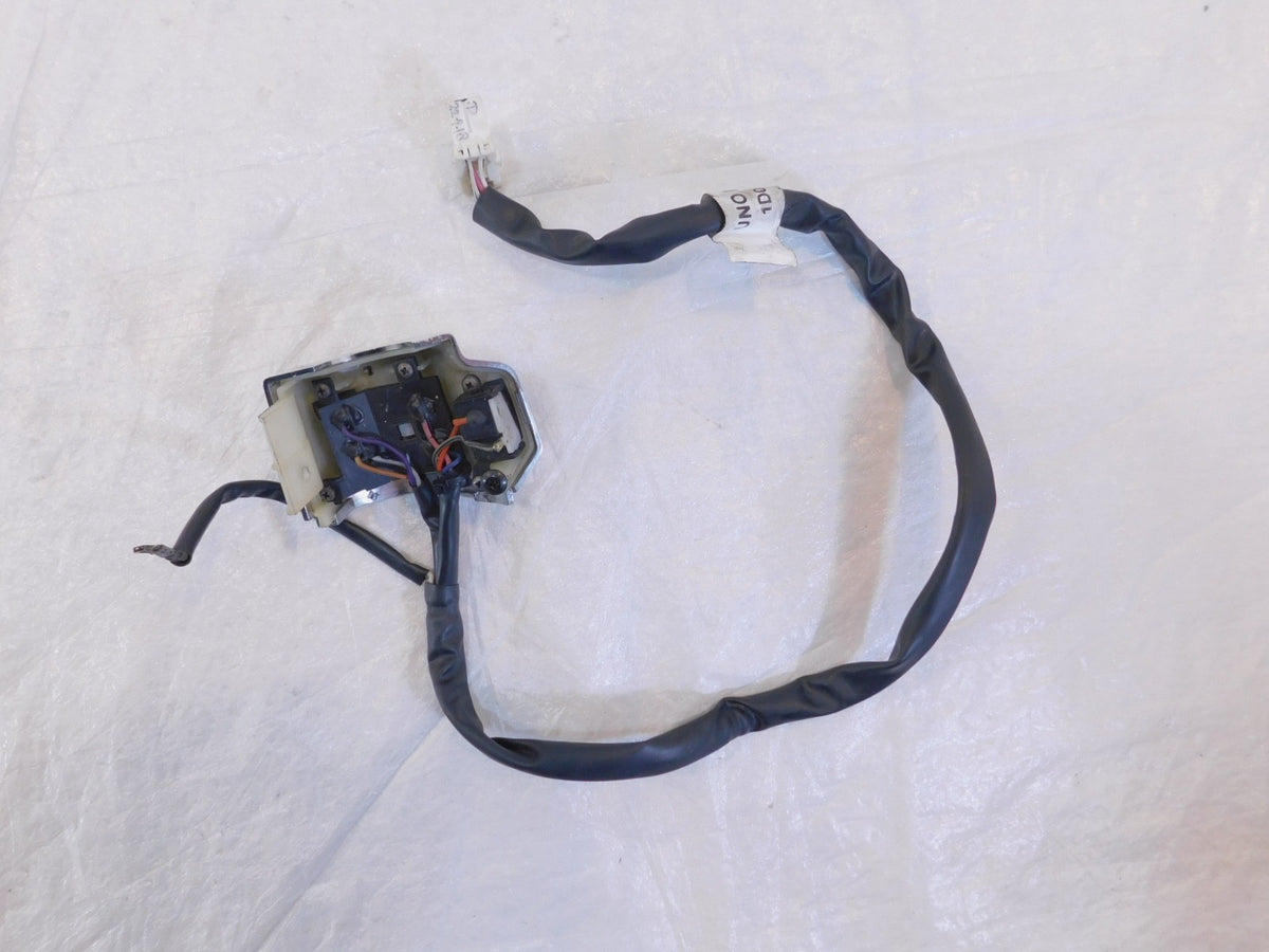 2014-2025 Vespa Primavera & Sprint 50 Chrome Left Handlebar Turn Signal Switch - C3 Cycle