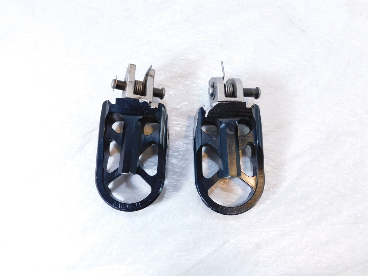 Harley Davidson FXR Dyna Sportster & Softail Spiked Traction Footpegs Footrest - C3 Cycle
