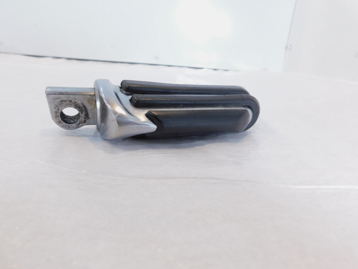 Harley Touring Dyna Sportster & Softail Chrome & Rubber Right Footpeg Footrest - C3 Cycle