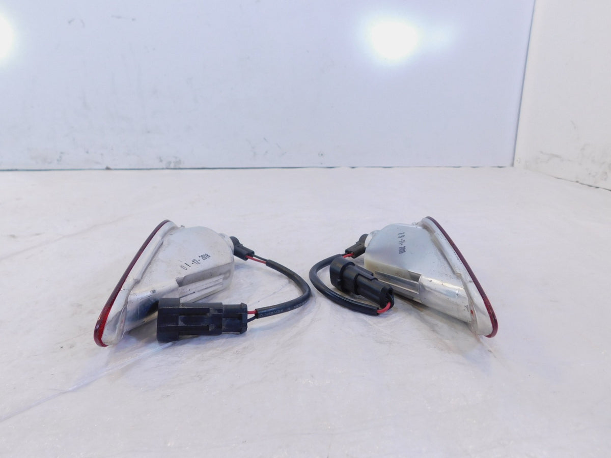 Vespa Primavera Sprint 50 125 150 Pair Rear Fender Auxiliary Side Light Lamps - C3 Cycle