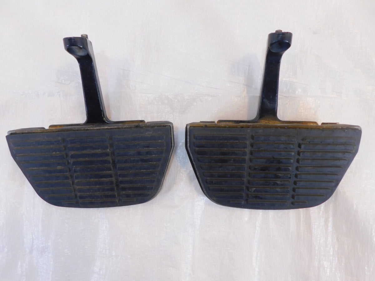 Harley Road King Electra Glide Passenger Footboard Floorboards & Mount Brackets - C3 Cycle