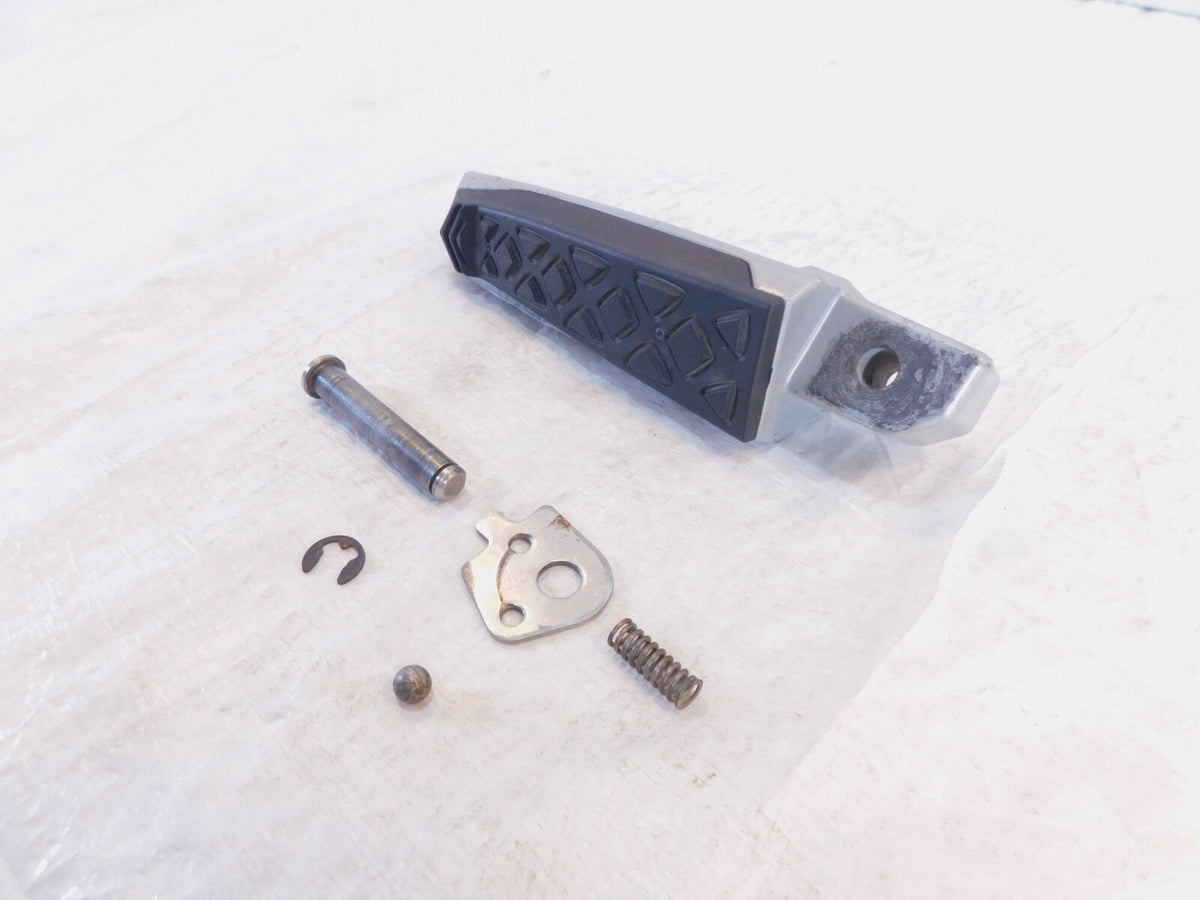 2008 08 Can-Am Spyder GS Roadster 990 SE5 SM5 Rear Left Footpeg Footrest Peg - C3 Cycle