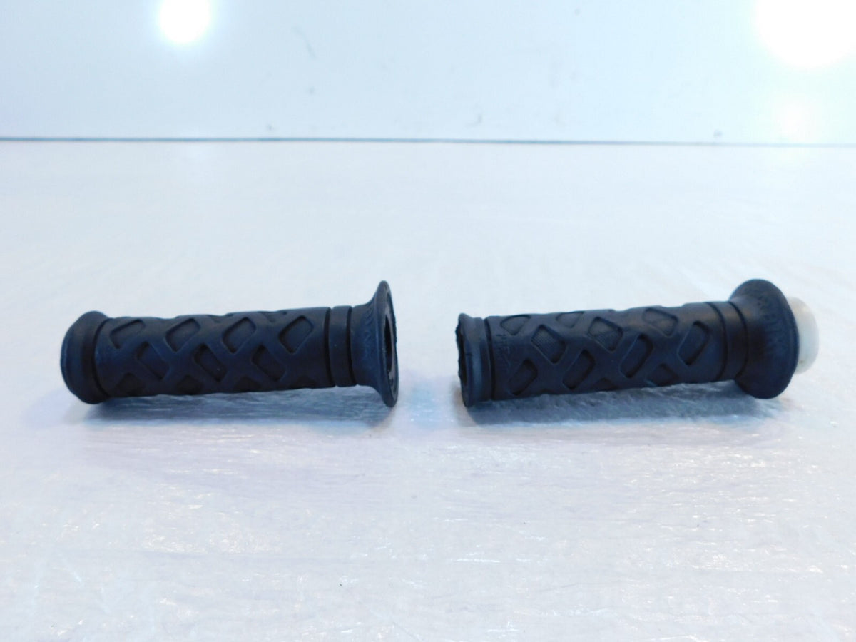 Honda VTR1000F Super Hawk Firestorm VTR1000 Left/Right Front Handlebar Grips - C3 Cycle