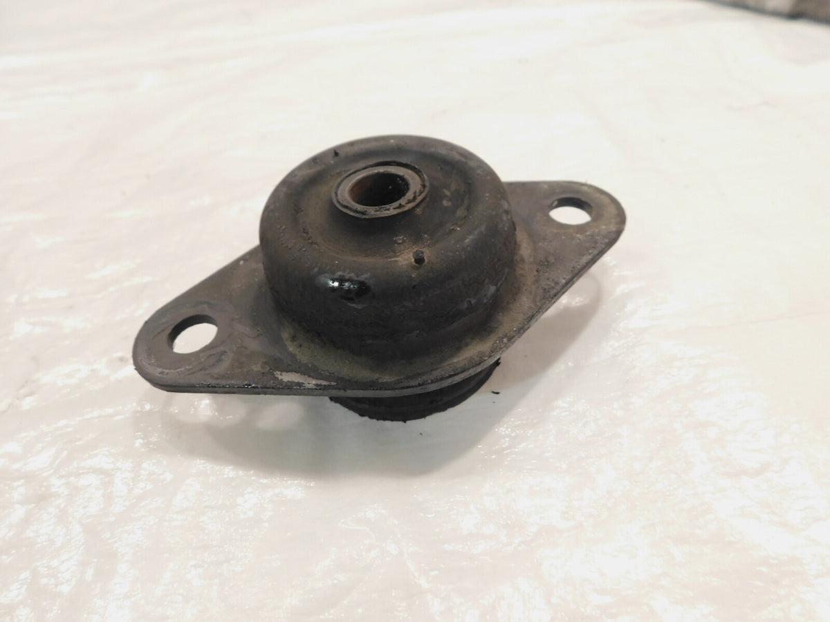 Harley EVO & Twin Cam Touring Electra Glide Rubber Front Engine Motor Mount