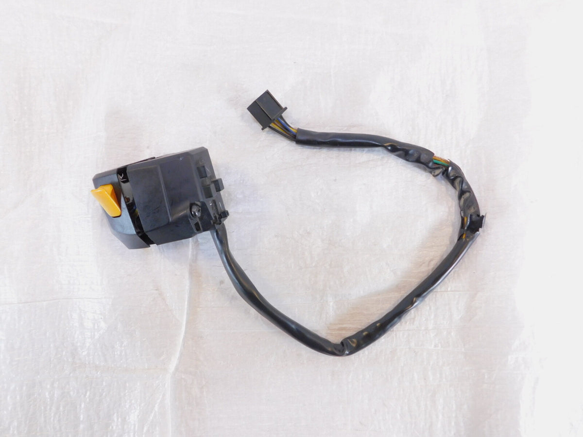 Royal Enfield Continental GT & Interceptor 650 Left Handlebar Indicator Switches - C3 Cycle
