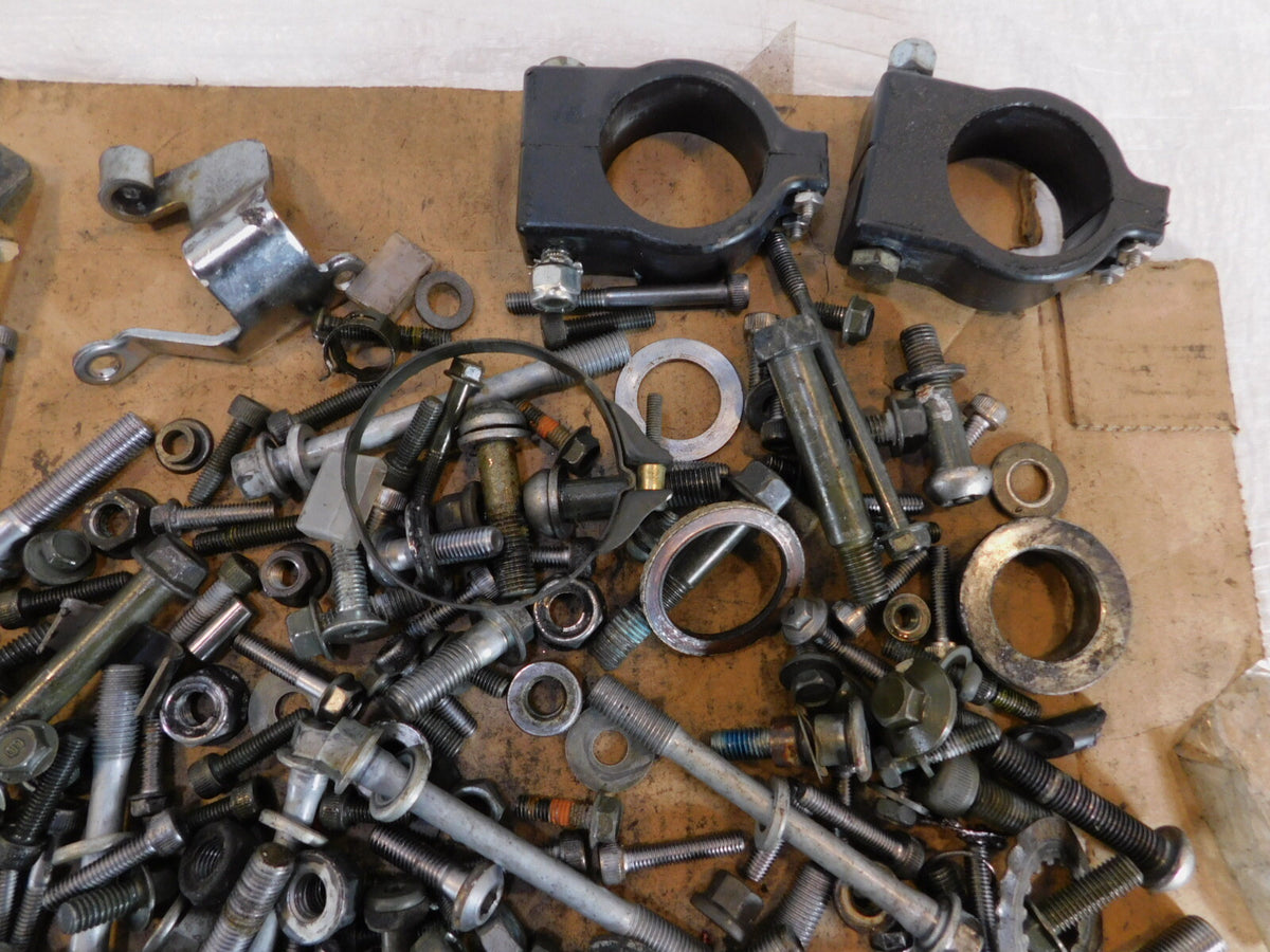 2004 04 Yamaha FZ6 FZ6S Misc Hardware Horn Nuts Bolts Brackets Parts Box Lot - C3 Cycle