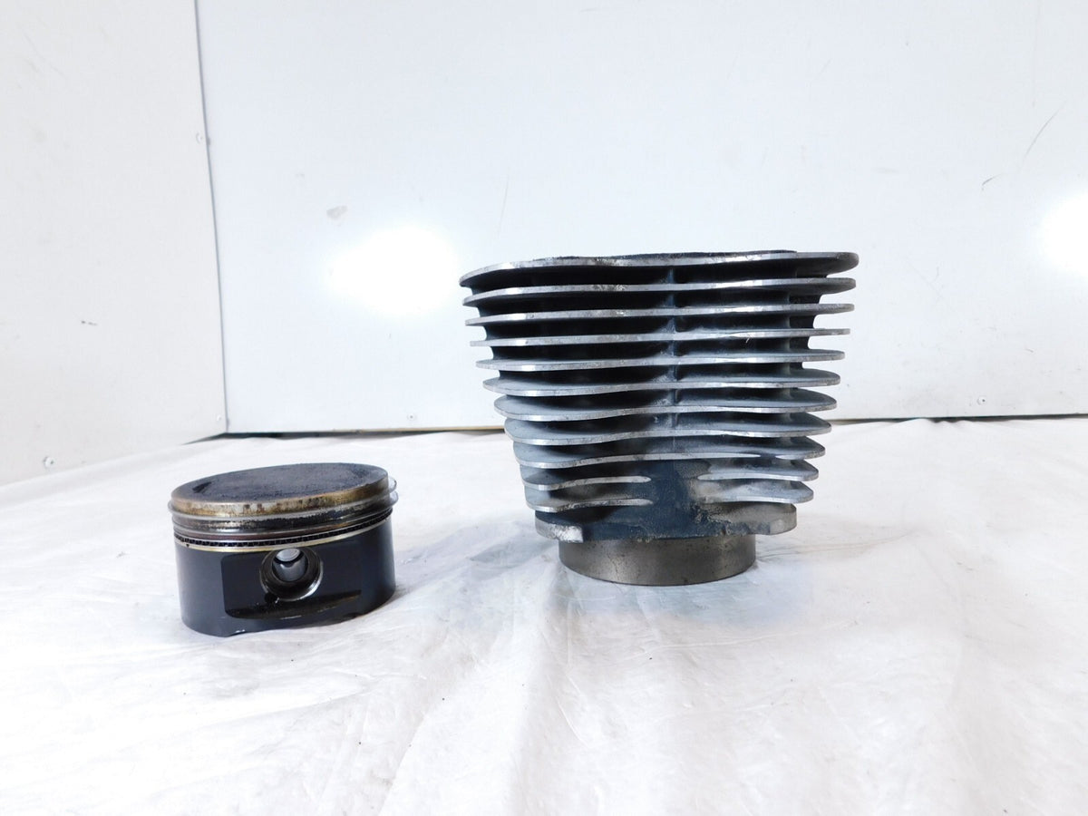 Harley Davidson Touring Dyna & Softail Twin Cam 88 Motor Piston & Black Cylinder - C3 Cycle
