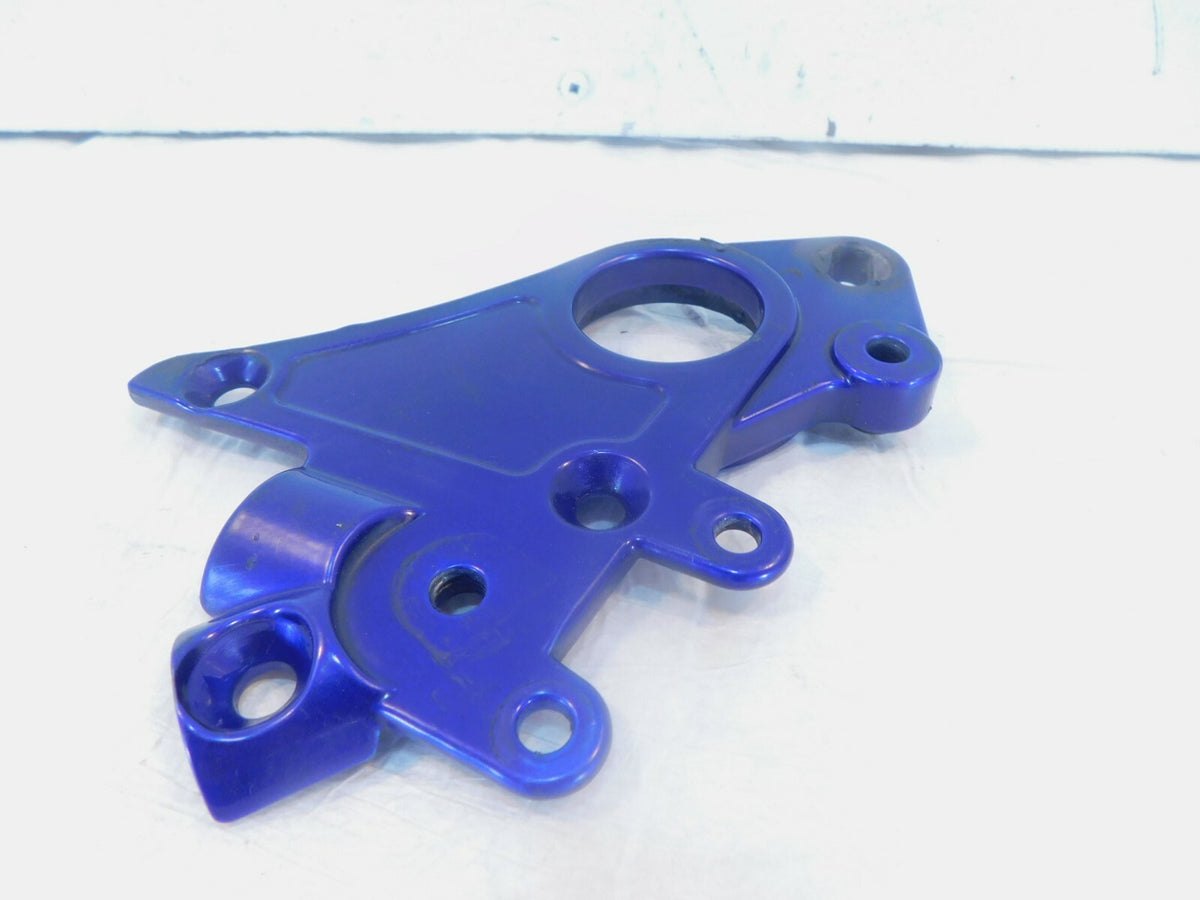 2000-2002 Buell X1 Lightning Blue Rear Right Footpeg Footrest Side Plate Bracket - C3 Cycle