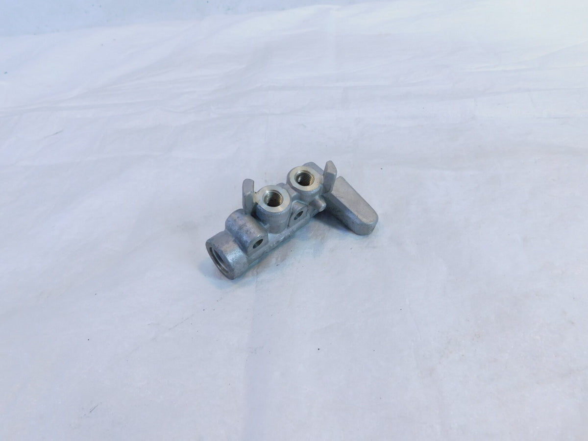 2002-05 Honda FSC600D Silver Wing 600 Rear Brake Hose Line Splitter Delay Valve - C3 Cycle