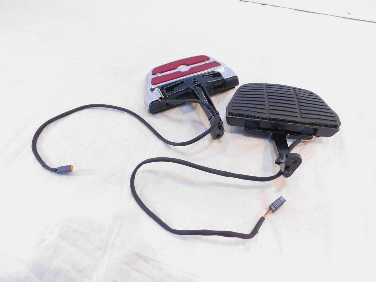 Harley Davidson Road King Electra Glide Left Right Passenger Footrest Footboards - C3 Cycle