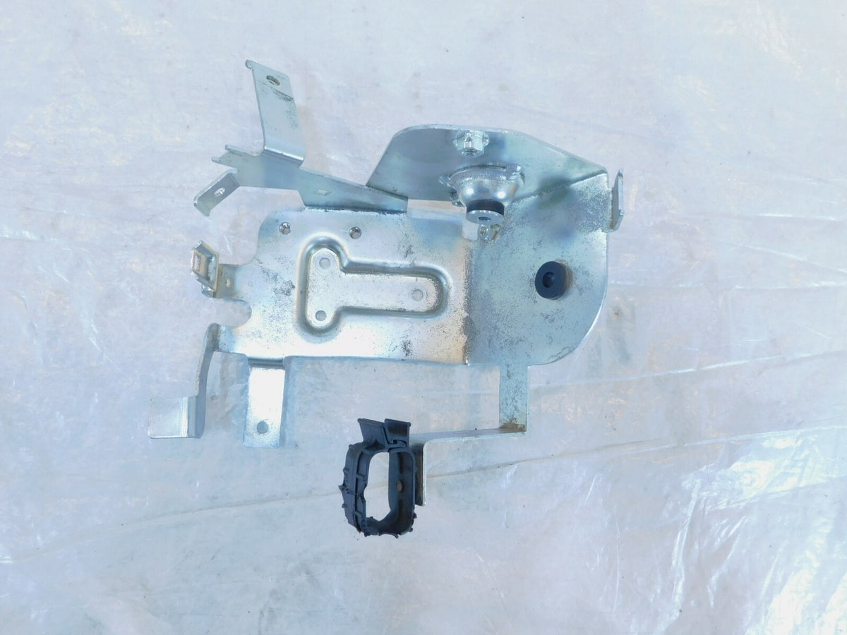 Piaggio Liberty 125 150 IGET ABS Brake Pump Support Box Holder Tray Bracket I.P - C3 Cycle