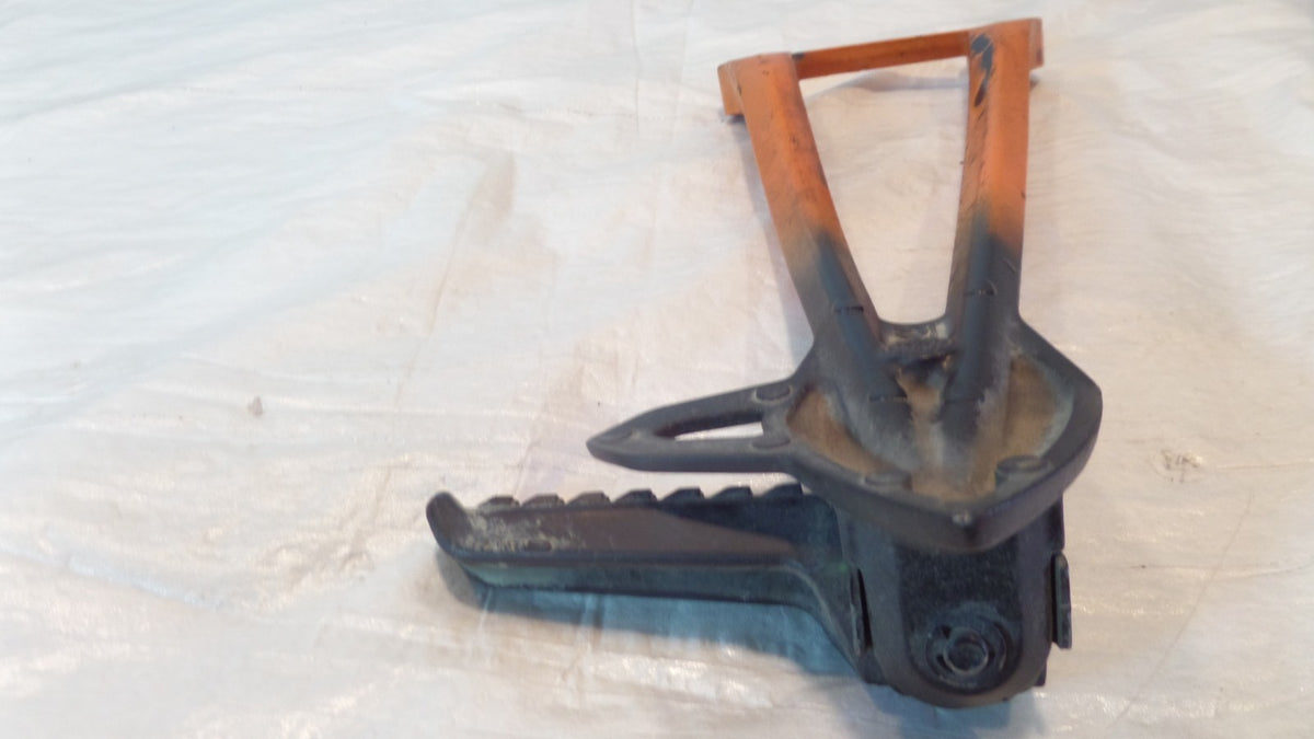 Kawasaki Ninja ZX-10R ZX-6R Rear Left Passenger Foot Peg & Stay 35063-0444-11E - C3 Cycle