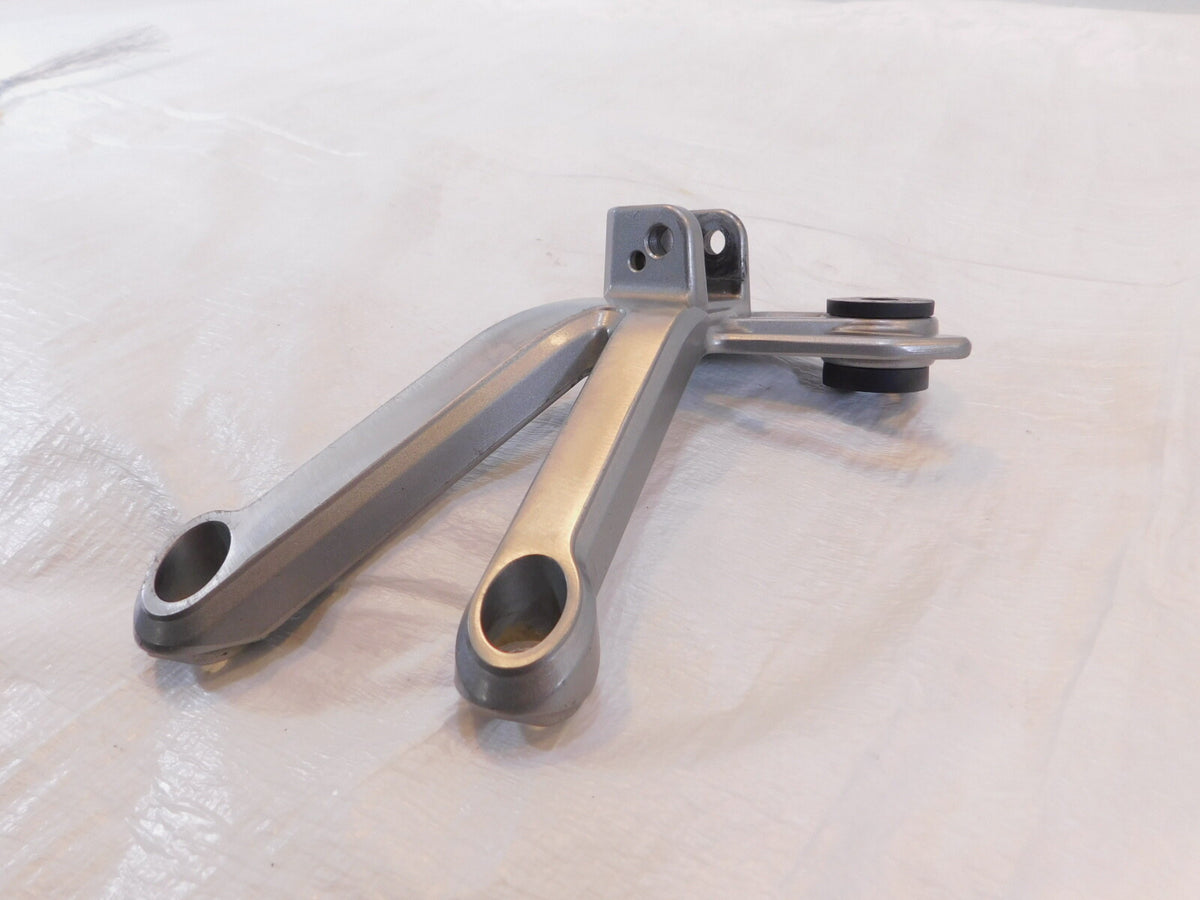 Suzuki Bandit 1200 GSF1200 Rear Right Passenger Footpeg Footrest Mount Bracket - C3 Cycle