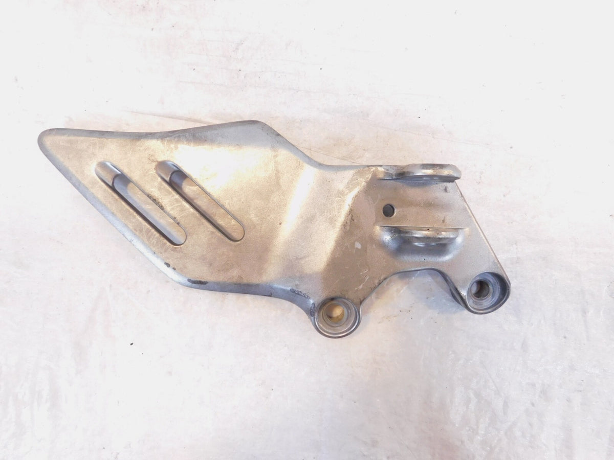 21-22 Yamaha MT09 & Tracer 900 MTT09 Right Front Footrest Foot Peg Bracket Mount - C3 Cycle