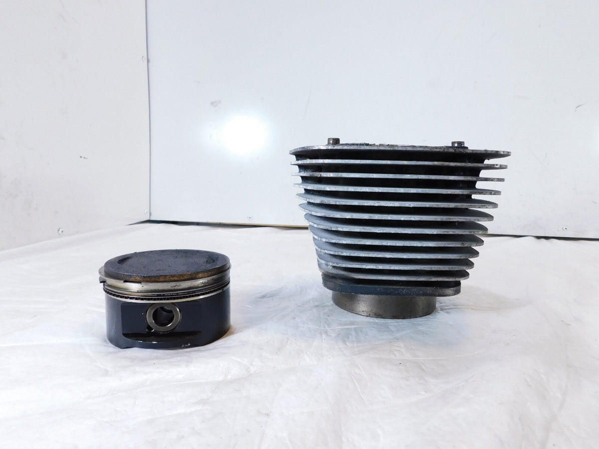 Harley Davidson Touring Dyna & Softail Twin Cam 88 Motor Piston & Black Cylinder - C3 Cycle