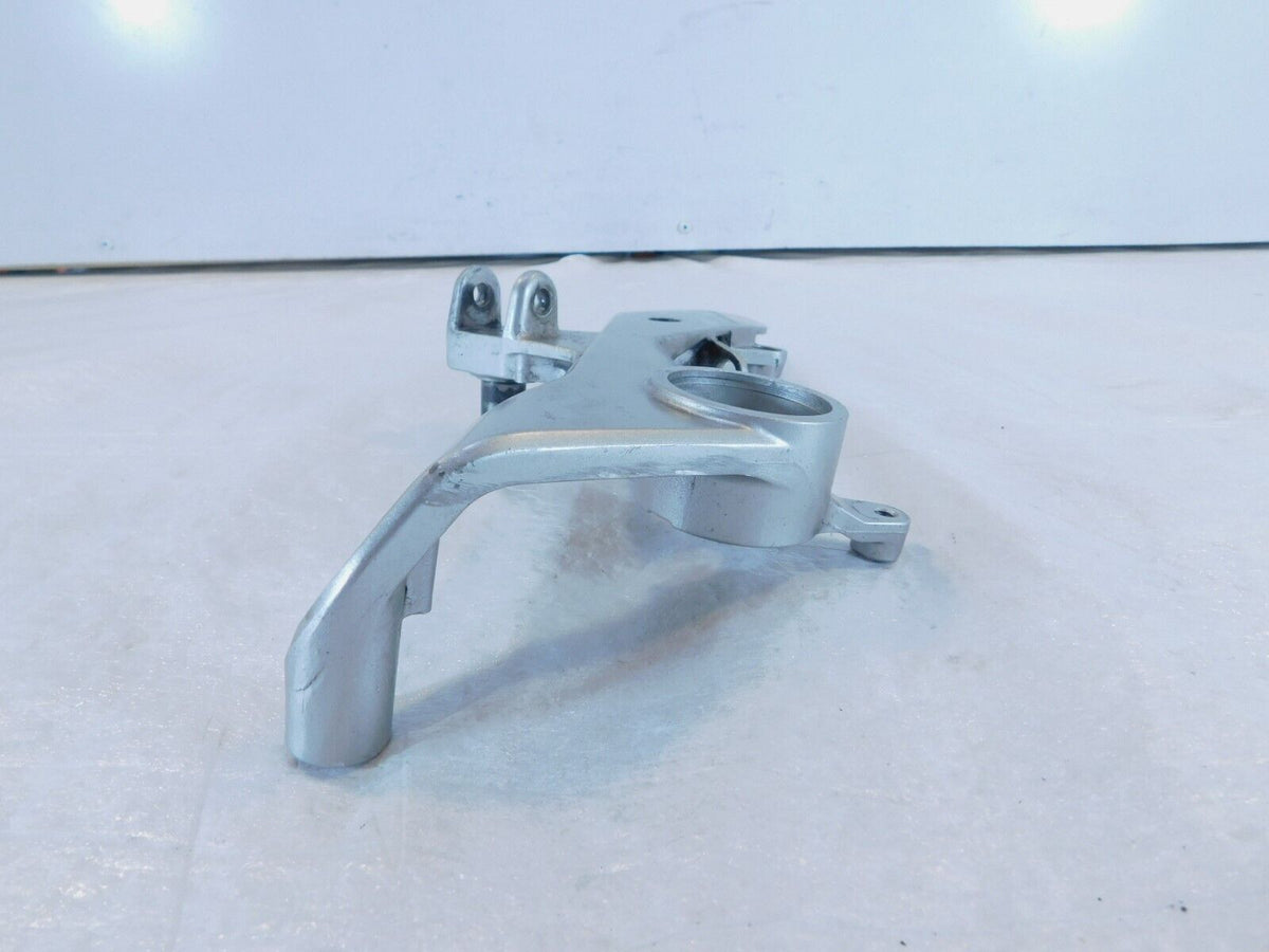 1998-01 Honda VFR800 Interceptor 800 Front Right Footrest Foot Peg Mount Bracket - C3 Cycle