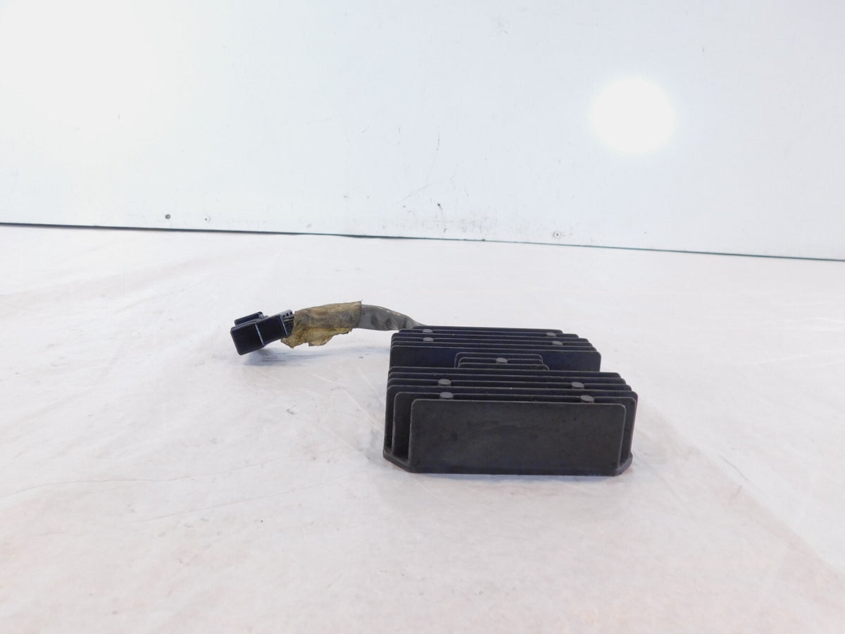 00-01 Honda CBR900RR CBR929RR Fireblade CBR 900 929 Voltage Regulator Rectifier - C3 Cycle