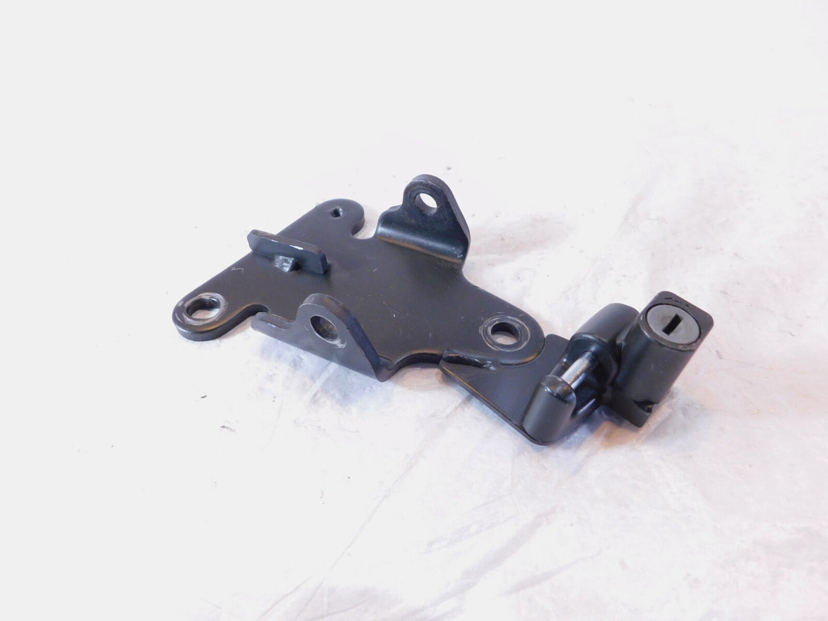 Honda 1300 VTX1300C VTX1300R VTX1300S VTX1300T Seat Lock & Mount Bracket -No Key - C3 Cycle