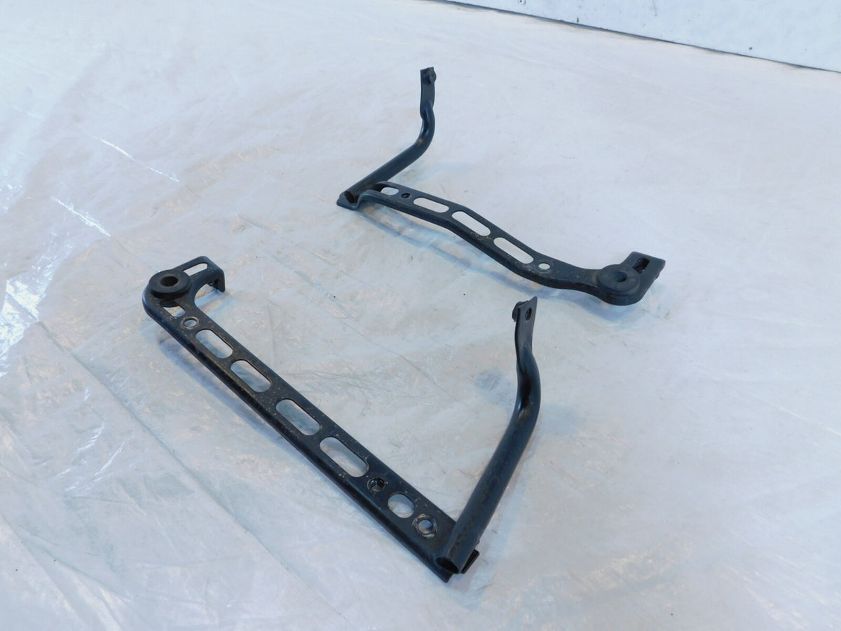 Honda GL1800 Goldwing 1800 Engine Motor Cylinder Head Valve Cover Mount Brackets - C3 Cycle
