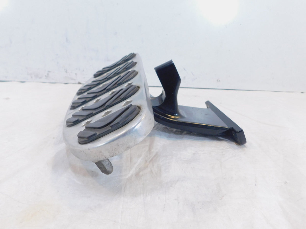 Victory V92 Classic & Touring Cruiser Left Footboard Floorboard & Mount Bracket - C3 Cycle