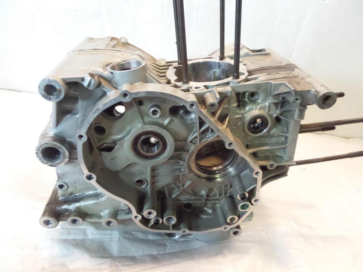 Ducati Monster 620 800 & Supersport 620 & 800 Engine Motor Crankcase Crank Cases