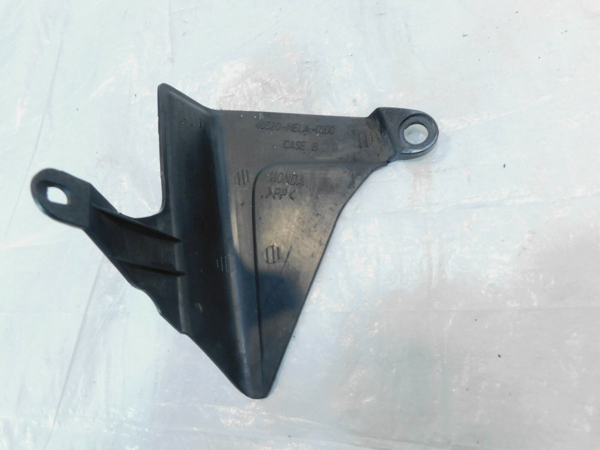 04-07 Honda CBR1000RR Rear Drive Chain Case B Cover Debris Guard 40520-MEL-000 - C3 Cycle