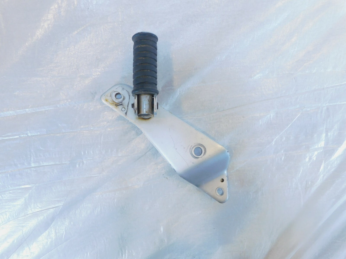 Yamaha V-Star Virago 250 XV250 & Route 66 Left Rear Passenger Footrest Foot Peg - C3 Cycle