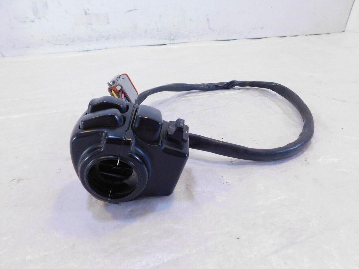 Harley Electra Glide Left Handlebar Turn Signal Horn Switches w/ Radio Volume - C3 Cycle