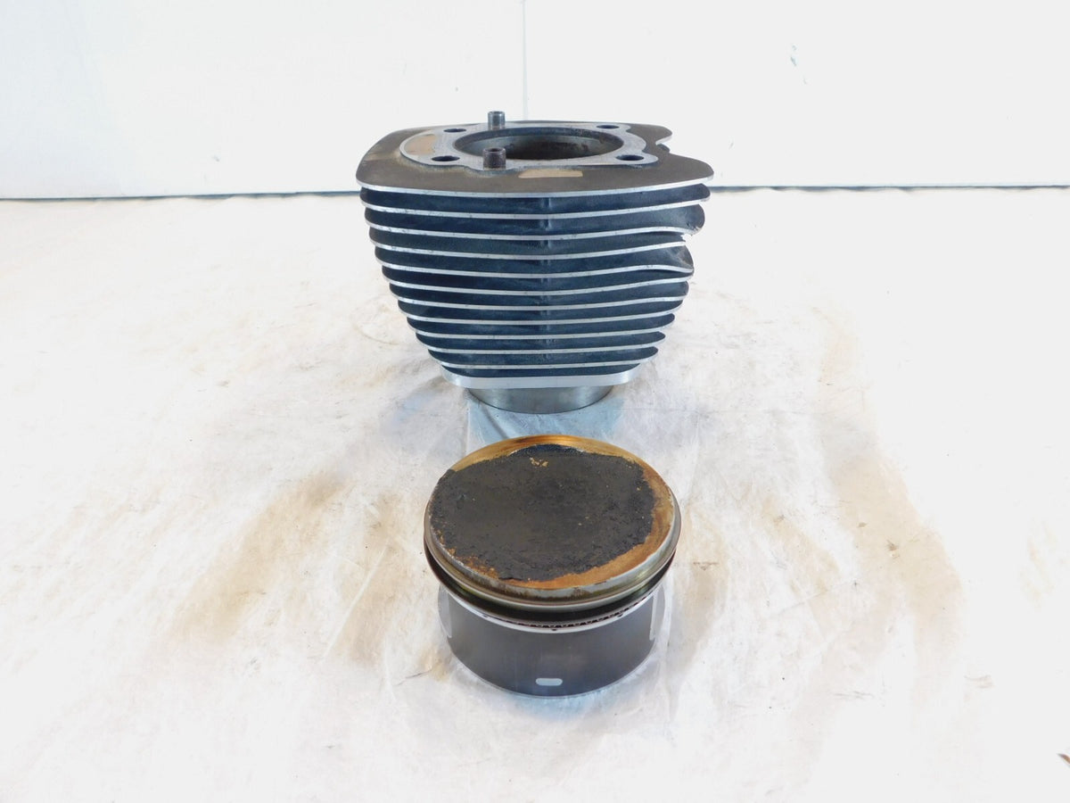 Harley Davidson Touring Dyna & Softail Twin Cam 88 Motor Piston & Black Cylinder - C3 Cycle