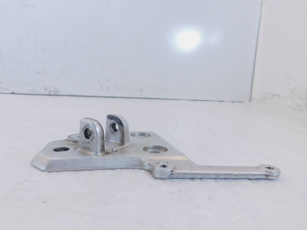 2007-2012 Triumph Tiger 1050 SE Front Left Footrest Foot Peg Mount Bracket Stay - C3 Cycle