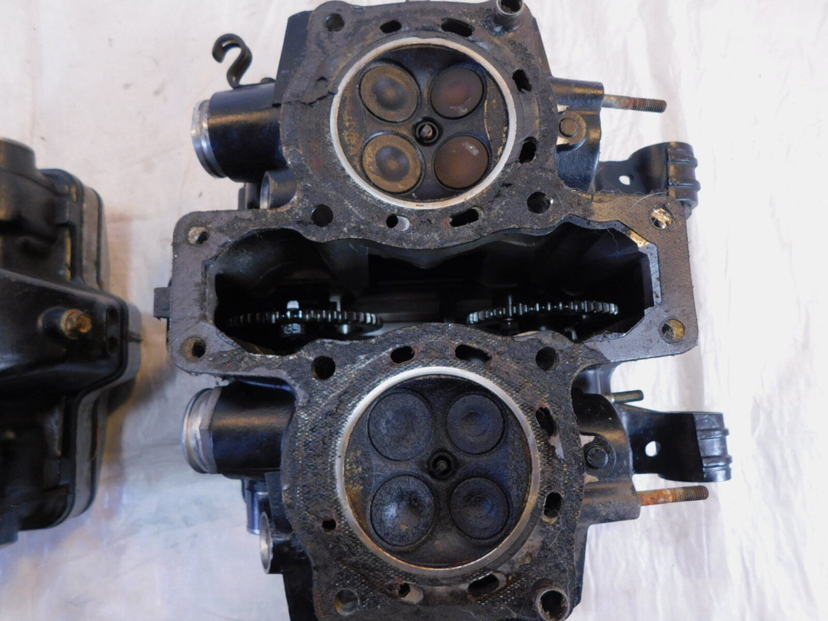 1983 Honda VF750C V45 Magna 750 VF750 Engine Motor Cylinder Heads & Valve Covers - C3 Cycle