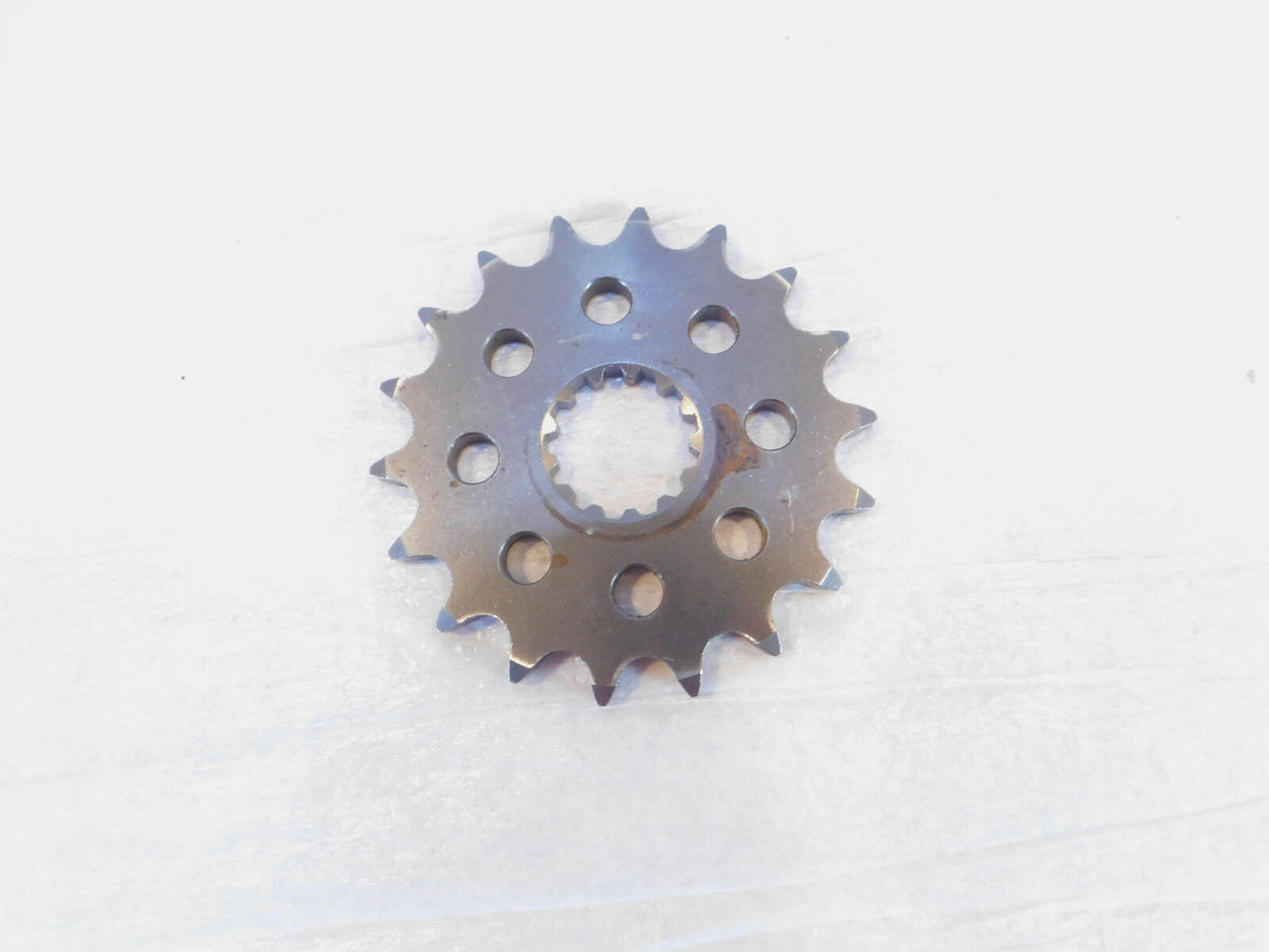 Triumph Thruxton Scrambler Bonneville Front Engine Output 18 Tooth Sprocket 18T - C3 Cycle